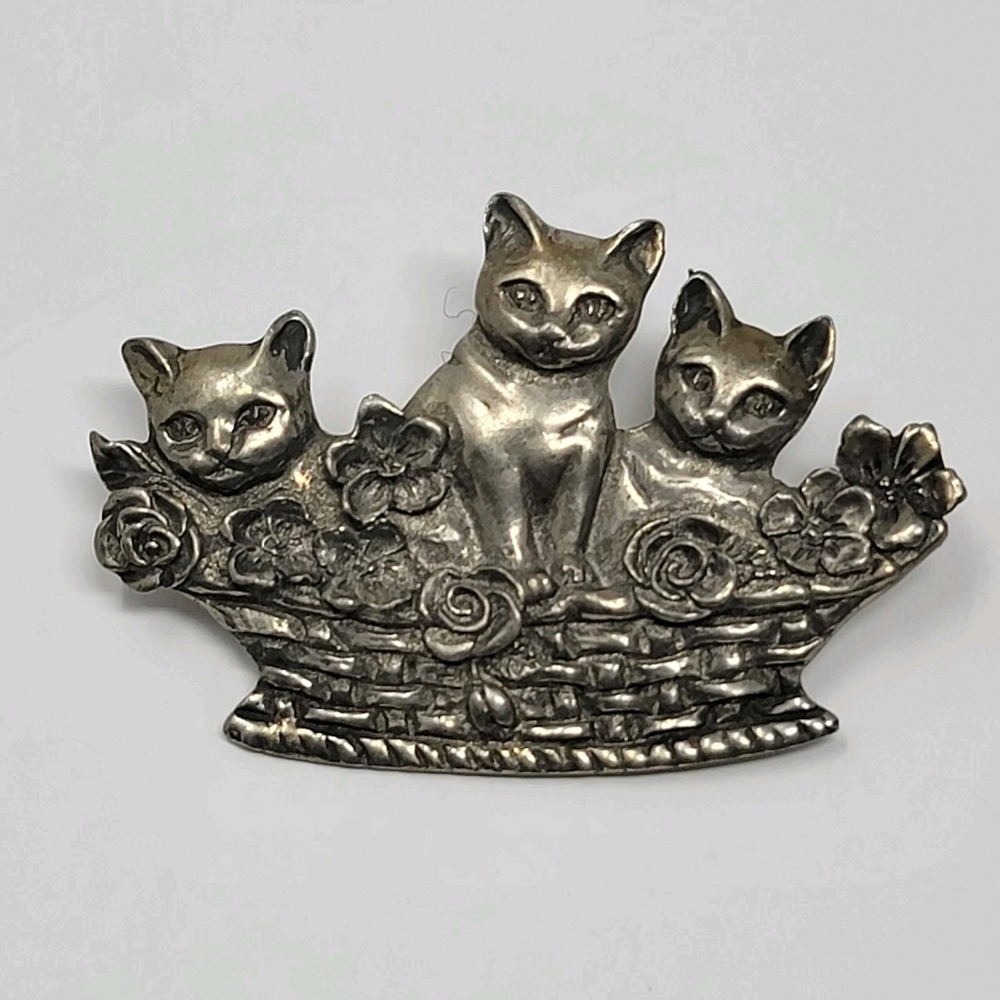 1987 Seagull Pewter Canada Brooch Three Cats in Basket Floral‎ Pin Vintage